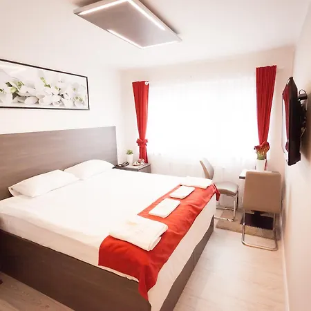 Pensión Royal 3*