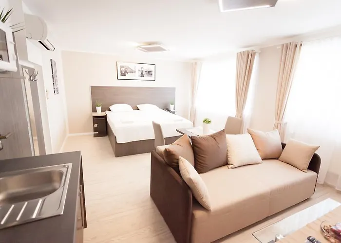 Royal 3*